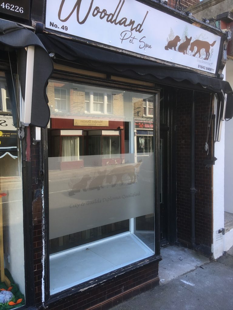 Project Signs - Woodland Pet Spa 2