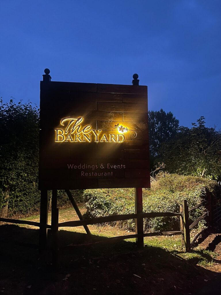 Project Signs - The BarnYard Main Sign 10