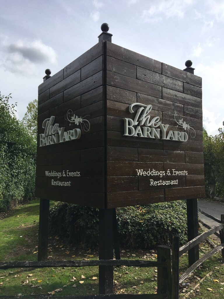 Project Signs - The BarnYard Main Sign 8